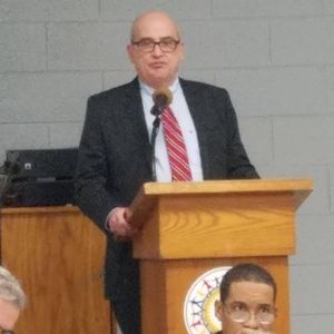 Meet your Posher, Robert